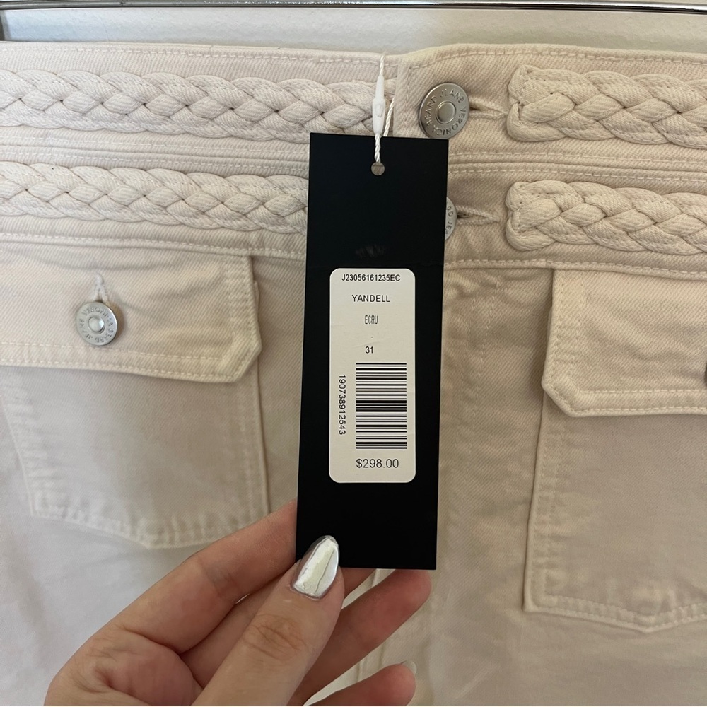 NWT Veronica Beard Yandell Short in Ecru Size 31 - Picture 6 of 8